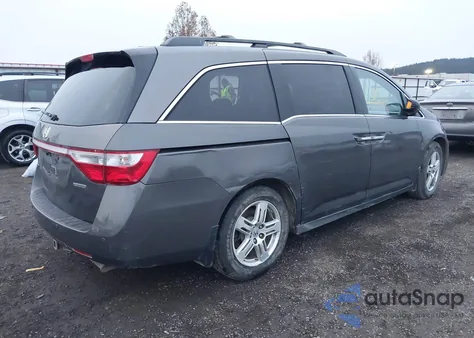 2011 Honda Odyssey Touring/Touring Elite z USA, uszkodzony, nr VIN 5FNRL5H94BB071477